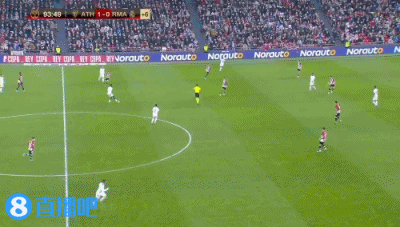 中超：上海海港主场4-1大胜深圳