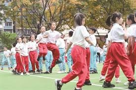 [中超]中超联赛重燃战火 上海申花赢得榜首大战独自领跑